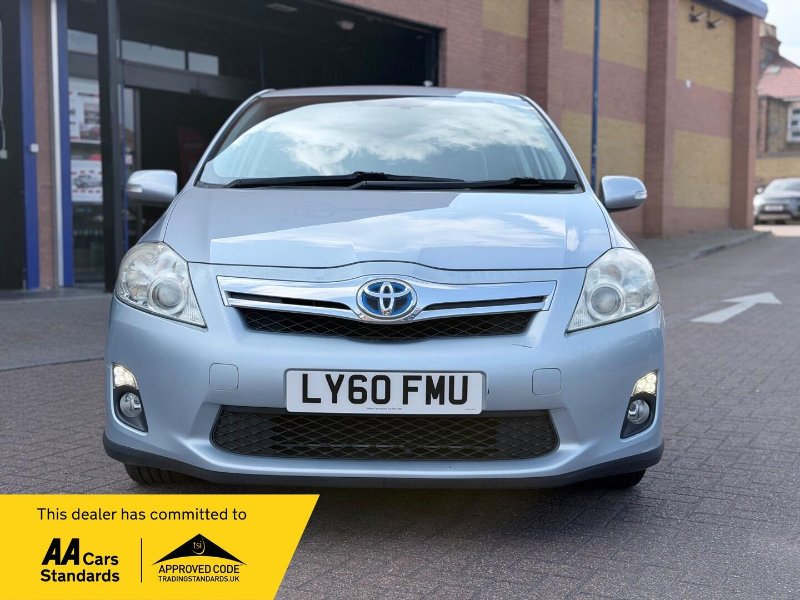 2010 TOYOTA AURIS 1.8 VVT H T SPIRIT CVT EURO 5 S S 5DR 37... photo
