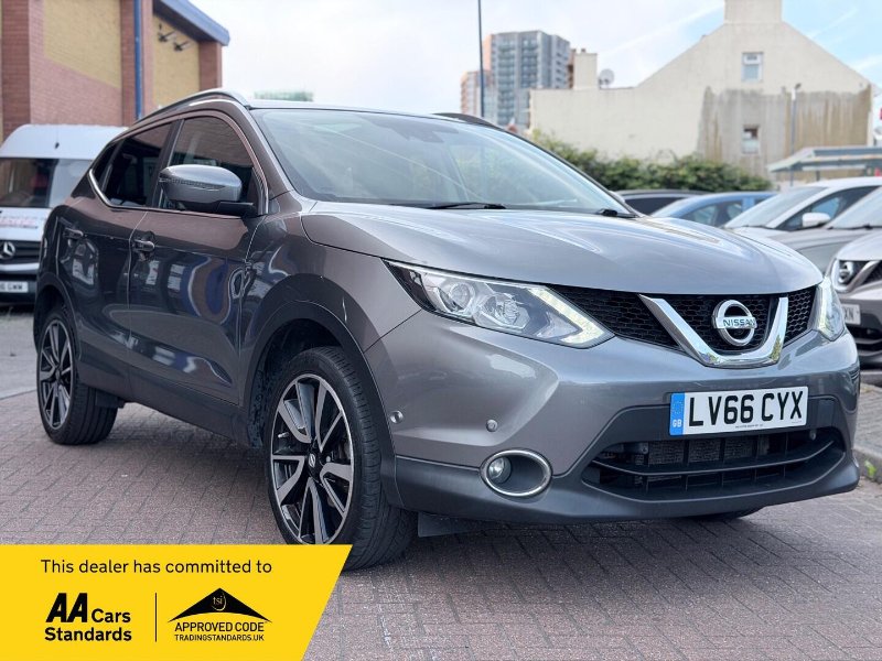 2016 NISSAN QASHQAI 1.2 DIG T TEKNA 2WD EURO 6 S S 5DR 53 6,999... photo